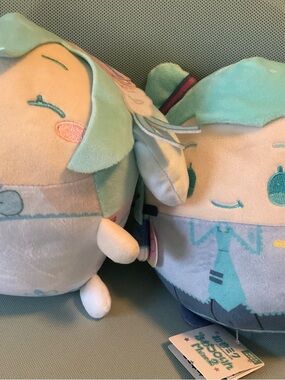 Sanrio Cinnamoroll x Hatsune Miku Plushese Two New